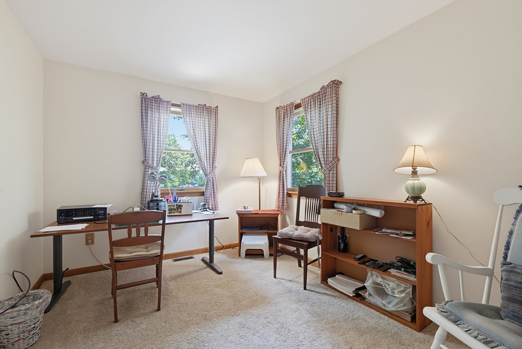 82 Ridge Road Foxboro, MA 02035 - Photo 30 of 32