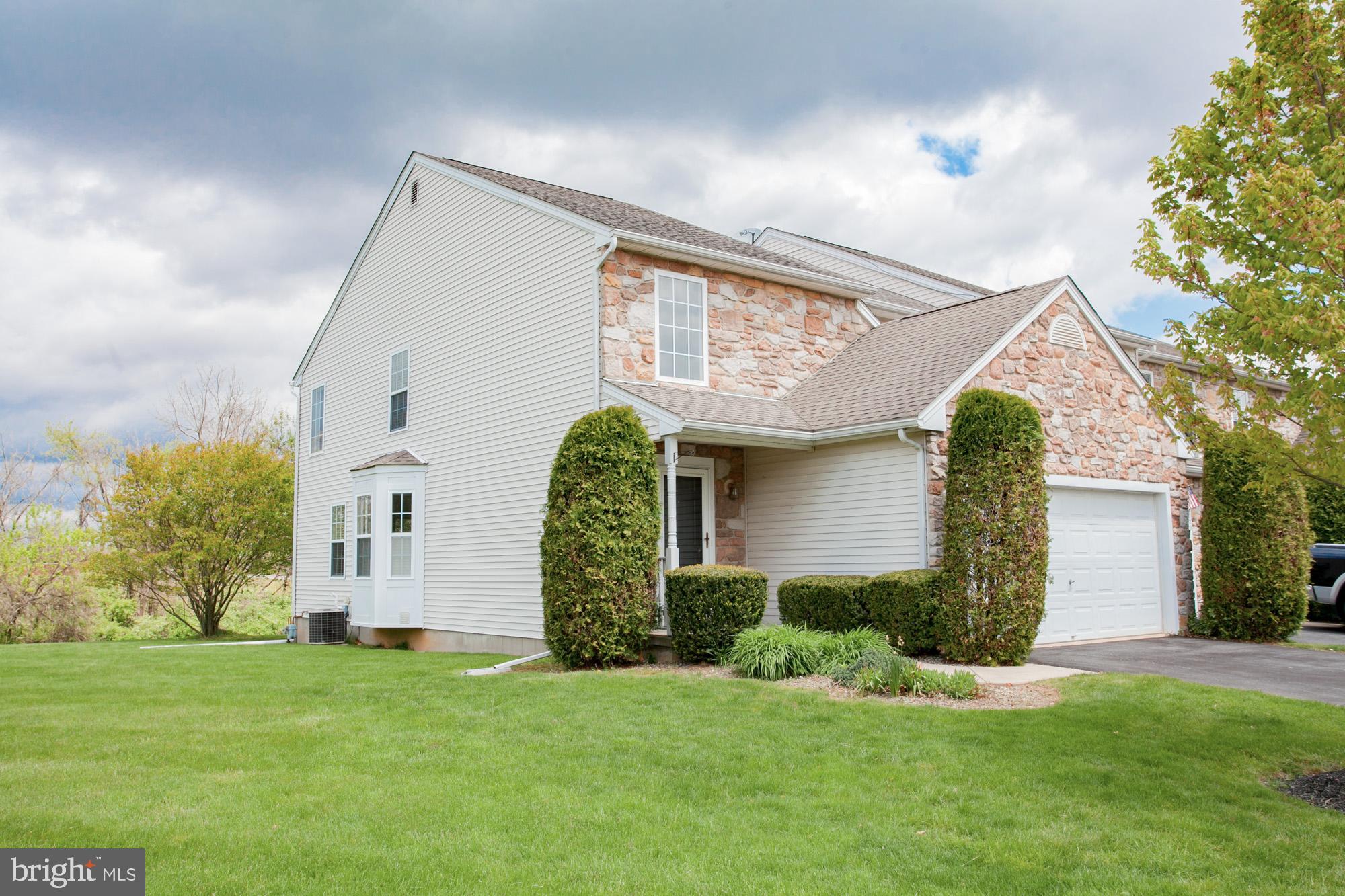 4187 Walter Road Bethlehem, PA 18020 - Photo 3 of 67 Gallery Image 3