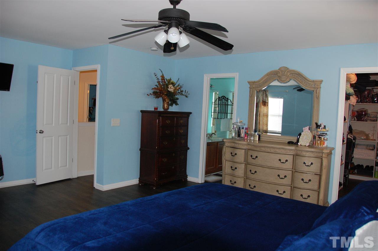 6726 Harter Court Raleigh, NC 27610 - Photo 11 of 19