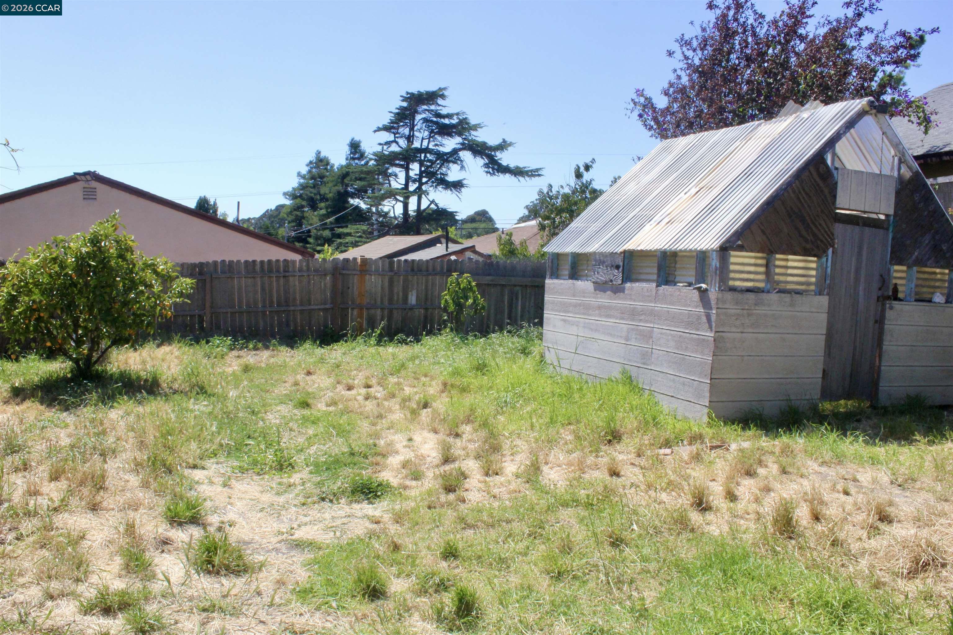 715 Santa Maria Road El Sobrante, CA 94803 - Photo 12 of 42