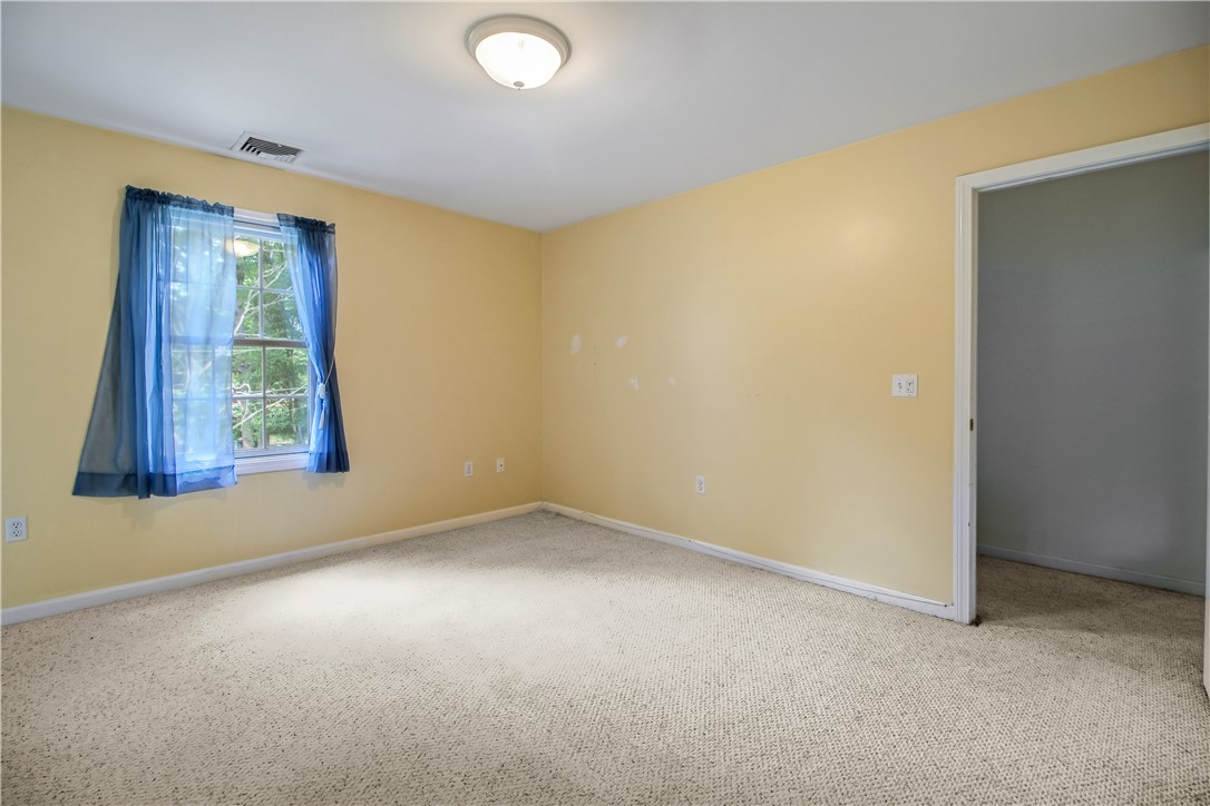 22 Breezy Knoll Road Smithfield, RI 02828 - Photo 31 of 48 Gallery Image 31