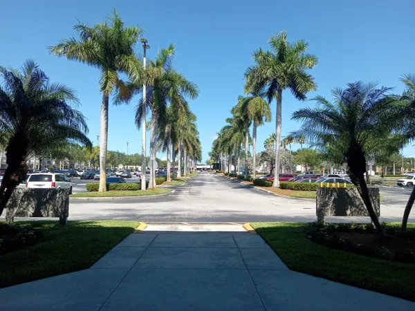 $1,950 | 850 East Commercial Boulevard, Unit 225C, Oakland Park, FL 33334
