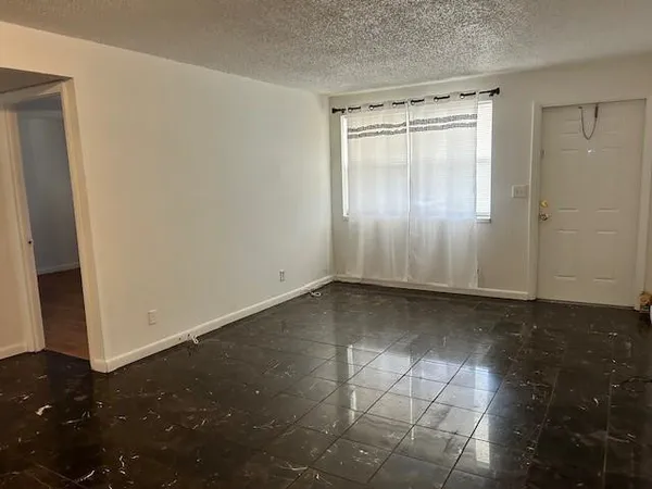 $1,950 | 850 East Commercial Boulevard, Unit 225C, Oakland Park, FL 33334