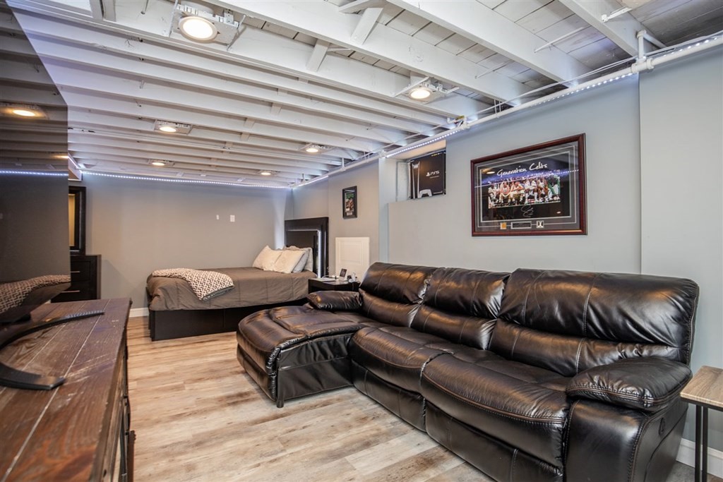 13 Corcoran Road Burlington, MA 01803 - Photo 20 of 40 Gallery Image 20