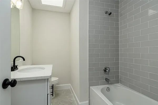 $269,950 | 2405 Delrose Drive East, Lakeland, FL 33805