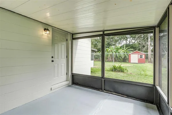 $269,950 | 2405 Delrose Drive East, Lakeland, FL 33805