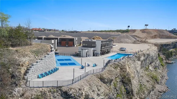 $496,900 | 100 Blue Heron Hill Lane, Unit 218, Lake Ozark, MO 65049