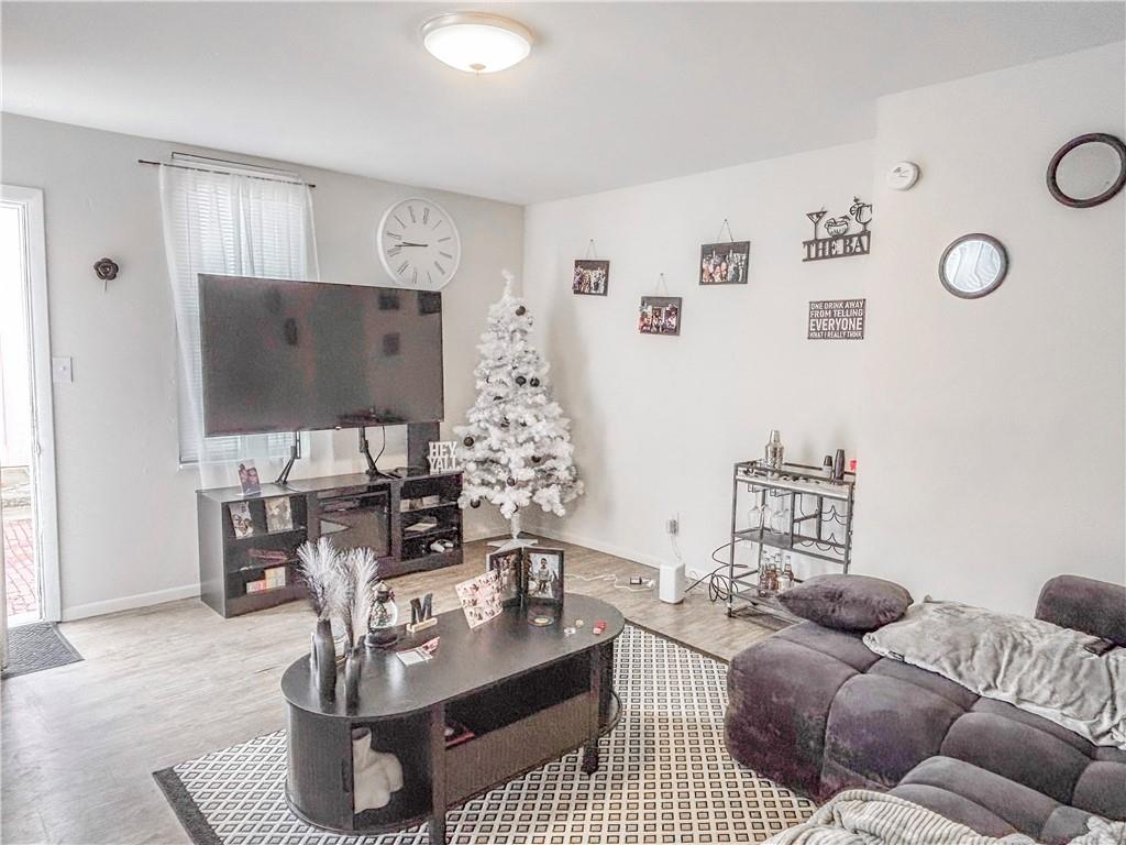 333 Washington Street McKees Rocks, PA 15136 - Photo 2 of 12