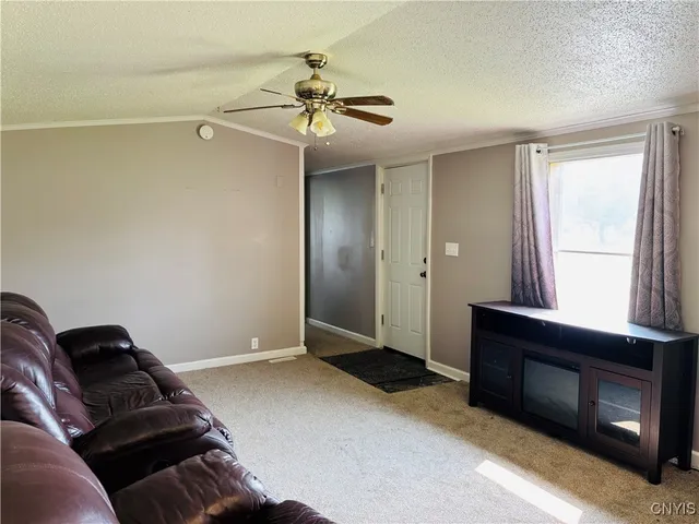 $39,900 | 2304 Chancery Lane, Clay, NY 13090