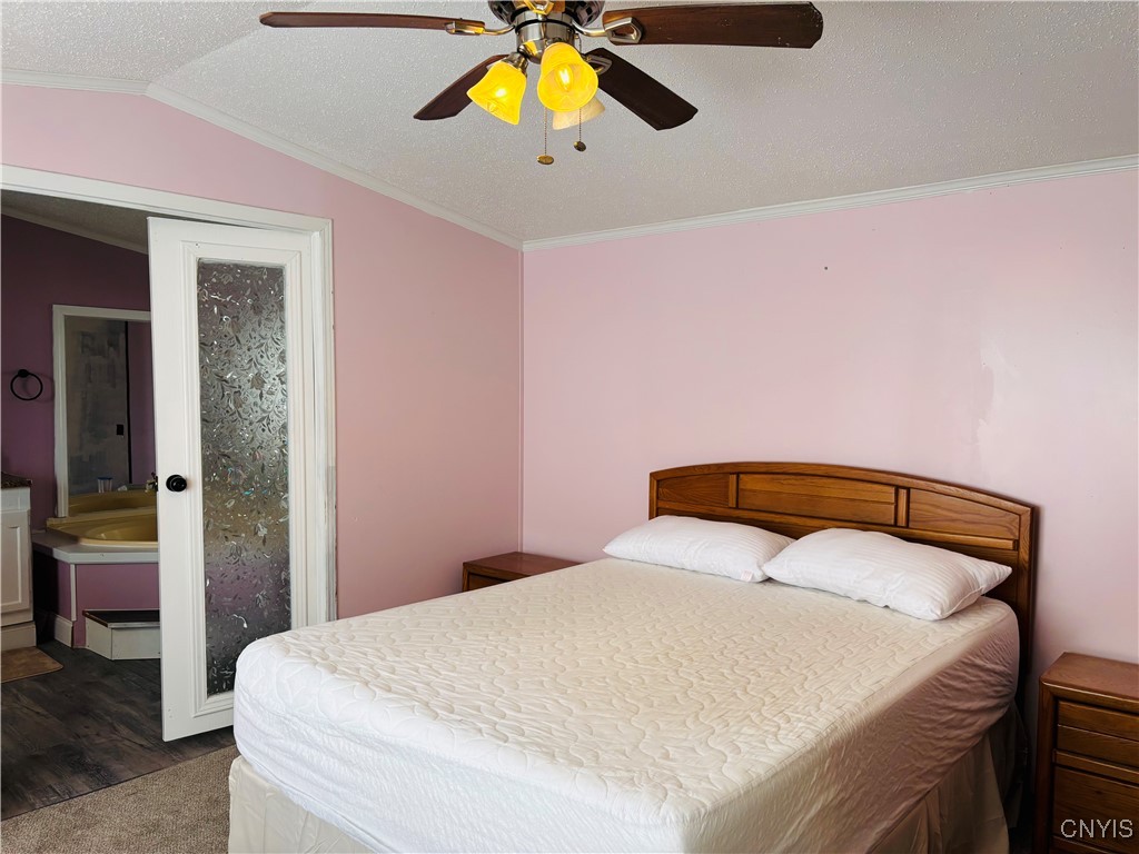 2304 Chancery Lane Clay, NY 13090 - Photo 9 of 15