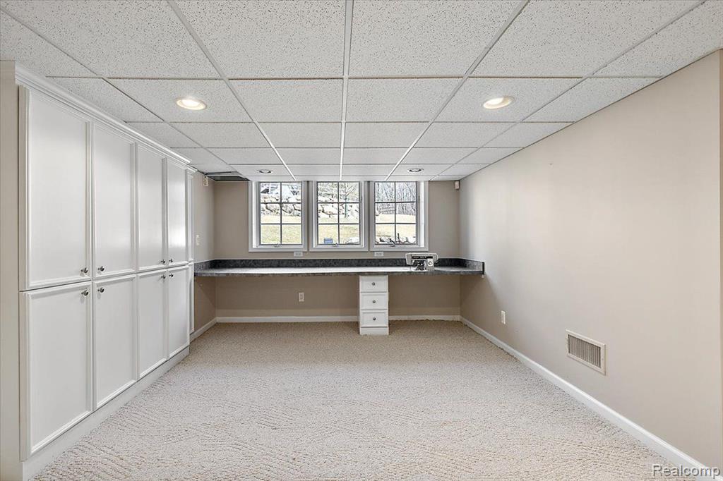 1682 Maple Creek Court Rochester, MI 48306 - Photo 53 of 66 Gallery Image 53