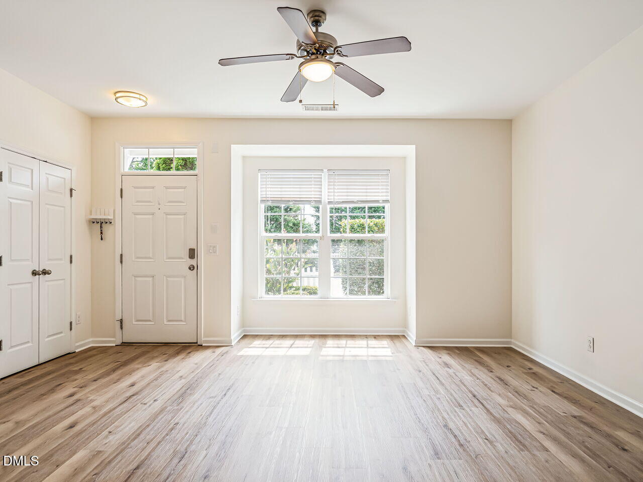 1120 Renewal Place, Unit 105 Raleigh, NC 27603 - Photo 5 of 29 005-1280x960-living-room