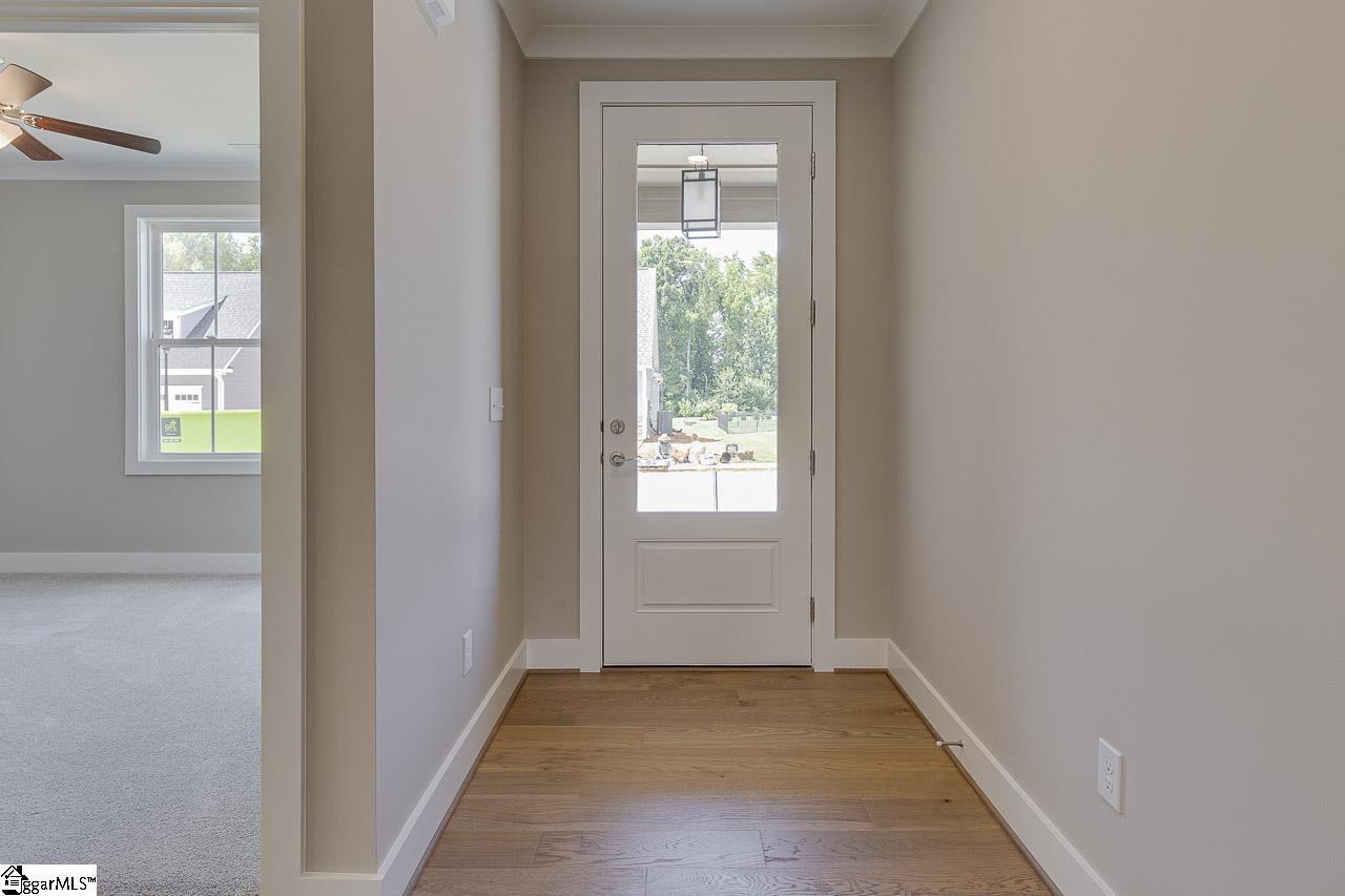 7 Pineglen Court Simpsonville, SC 29680 - Photo 6 of 36