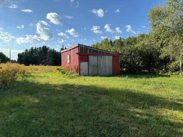 $99,900 | 2015 U.S. Rte 1, Orient, ME 04471