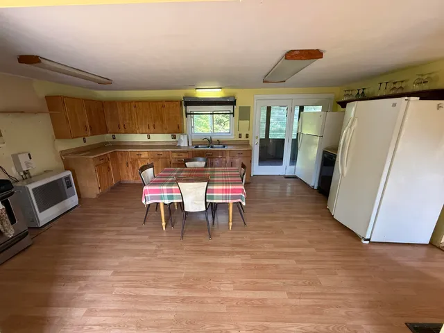 $99,900 | 2015 U.S. Rte 1, Orient, ME 04471