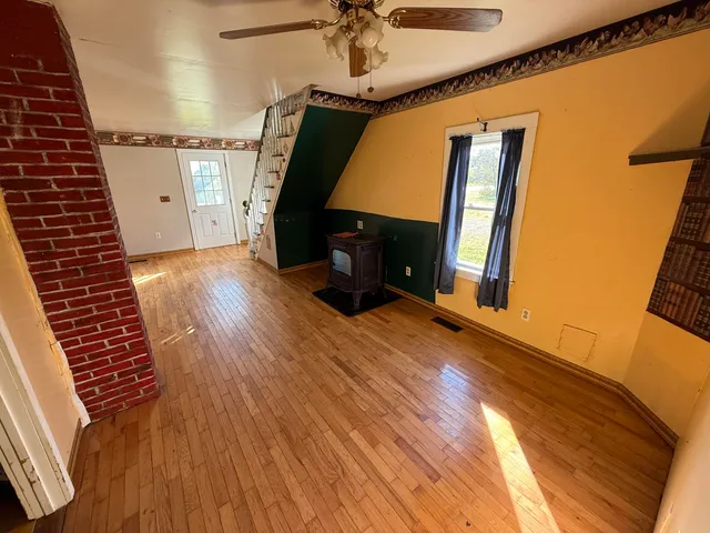 $99,900 | 2015 U.S. Rte 1, Orient, ME 04471