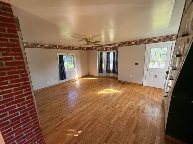 $99,900 | 2015 U.S. Rte 1, Orient, ME 04471