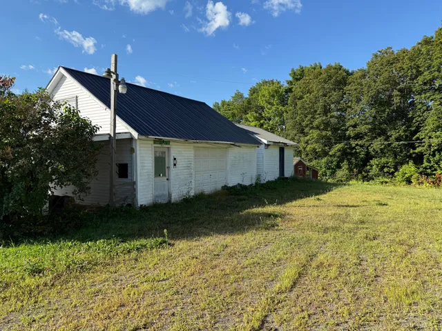 $99,900 | 2015 U.S. Rte 1, Orient, ME 04471