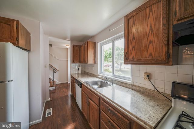 $335,000 | 14315 Astrodome Drive, Unit 8, Silver Spring, MD 20906