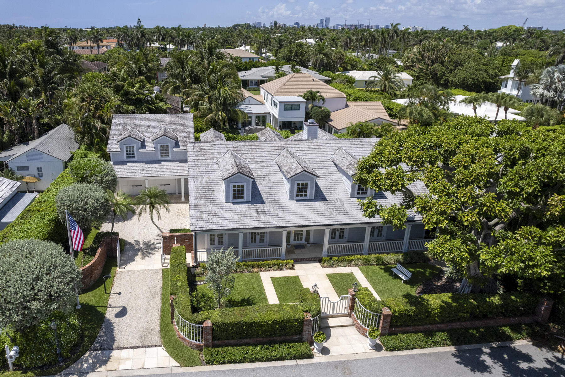 222 Monterey Road Palm Beach, FL 33480 - Photo 45 of 56 Aerial