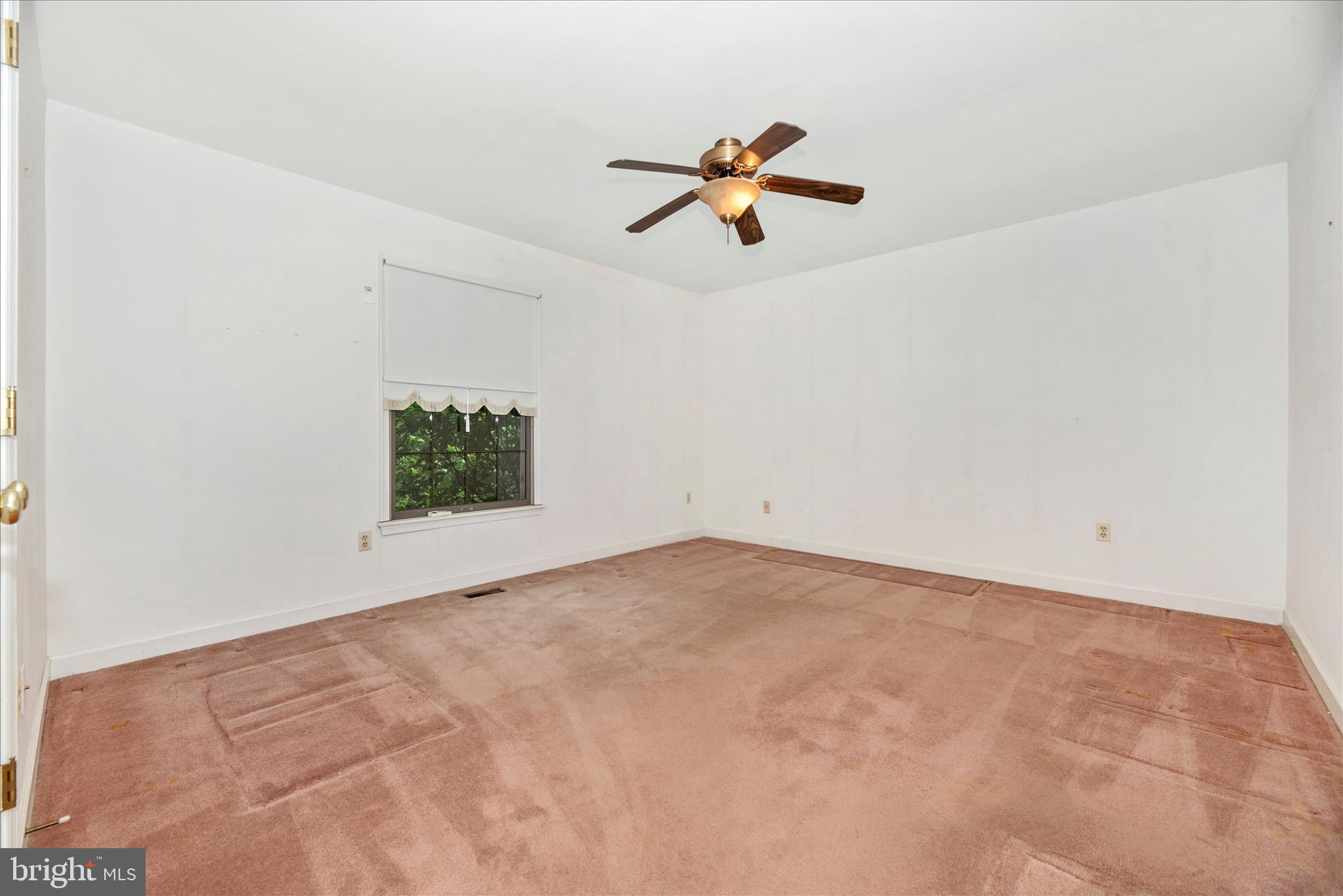 2221 Gold Mine Road Brookeville, MD 20833 - Photo 36 of 60 a view of an empty room with a window