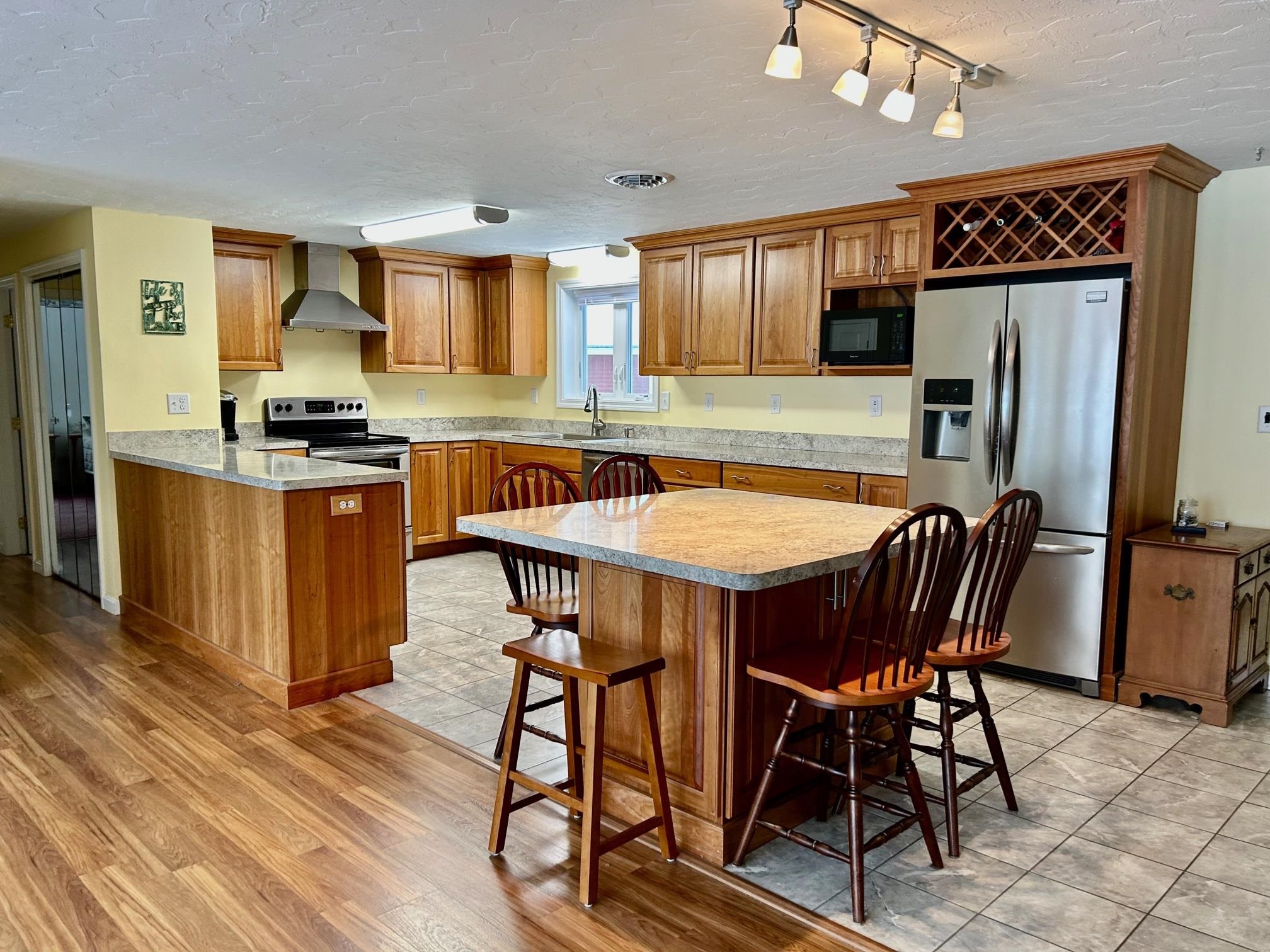 46 Robins Way Strafford, NH 03884 - Photo 16 of 40