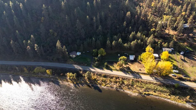 $499,000 | 18699 Family Lane, Lenore, ID 83541