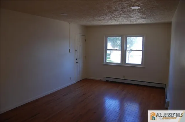 $1,950 | 57 Avenel Street, Unit 2, Avenel, NJ 07001