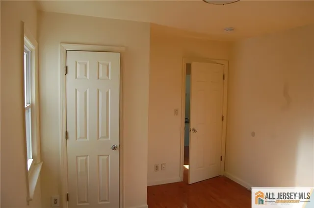 $1,950 | 57 Avenel Street, Unit 2, Avenel, NJ 07001