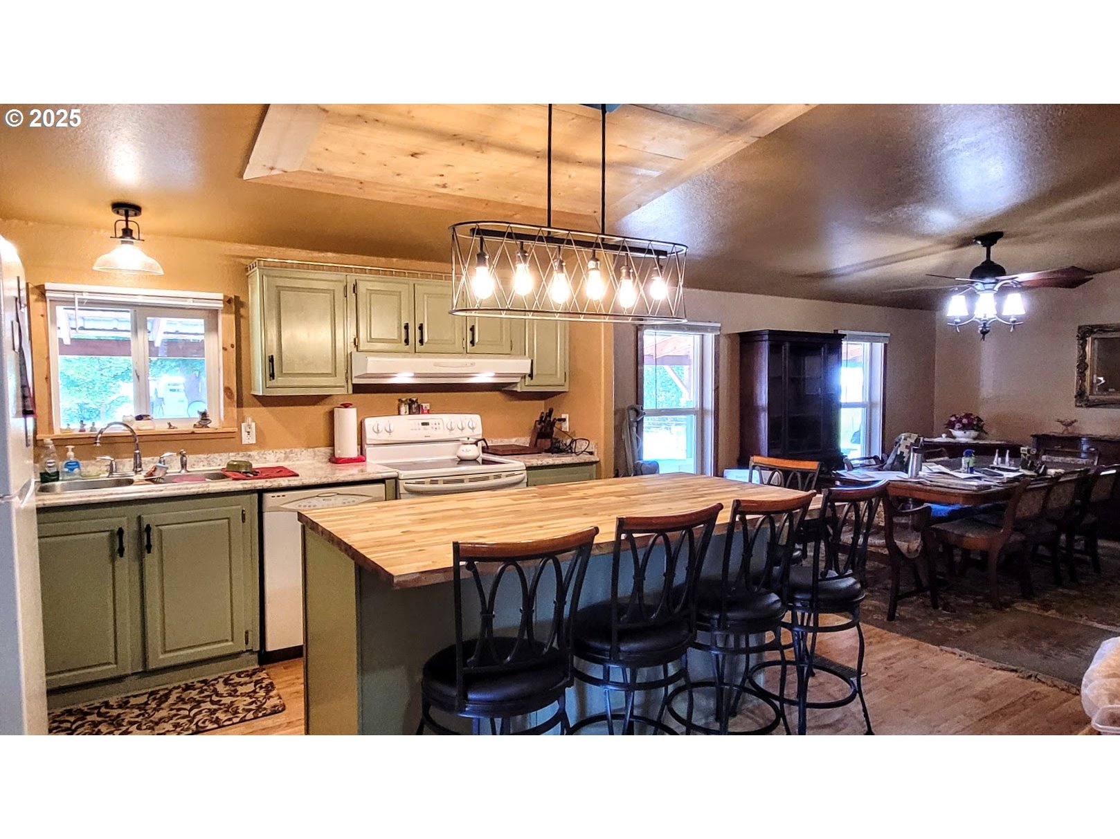 46252 Slaughterhouse Road Halfway, OR 97834 - Photo 7 of 24