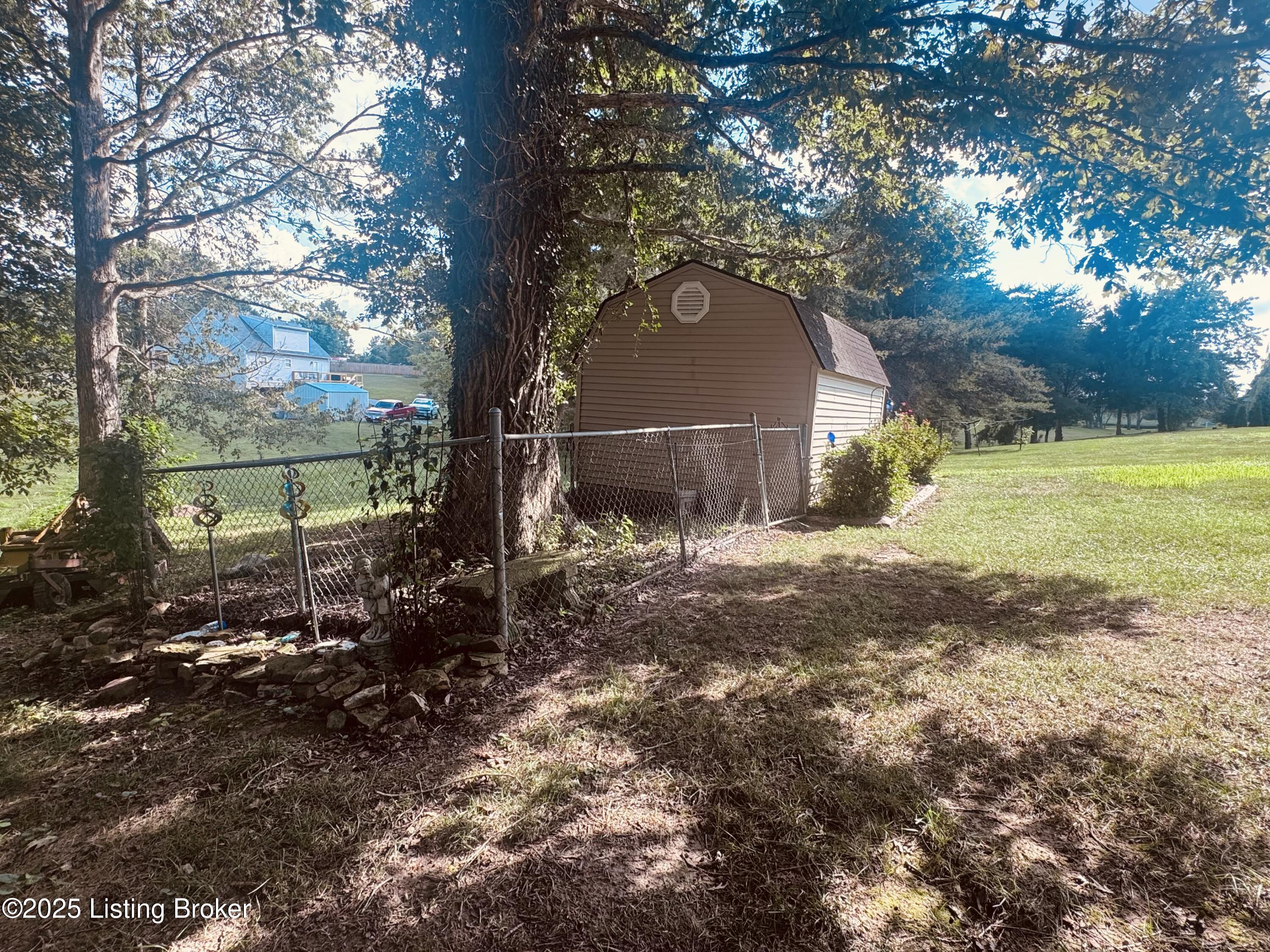 745 Rolling Hls Road Vine Grove, KY 40175 - Photo 66 of 72 37225E72-4381-4CC4-BAC6-41EB3CE3EE7C