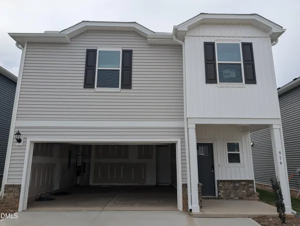 $2,095 | 916 Grand Mesa Drive, Garner, NC 27529