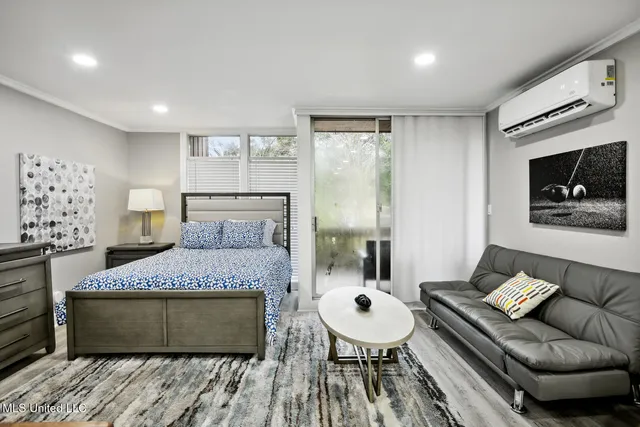 $92,000 | 124 A Lakeside Villa Drive, Unit C, Diamondhead, MS 39525