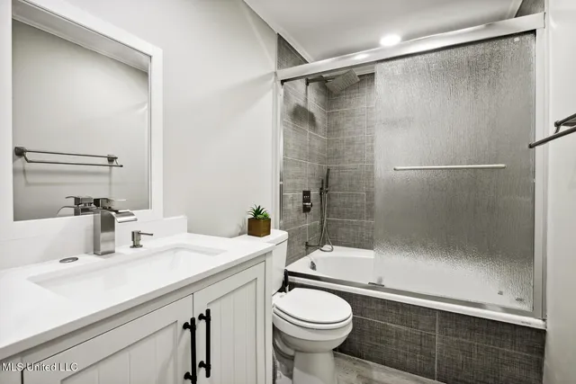 $92,000 | 124 A Lakeside Villa Drive, Unit C, Diamondhead, MS 39525