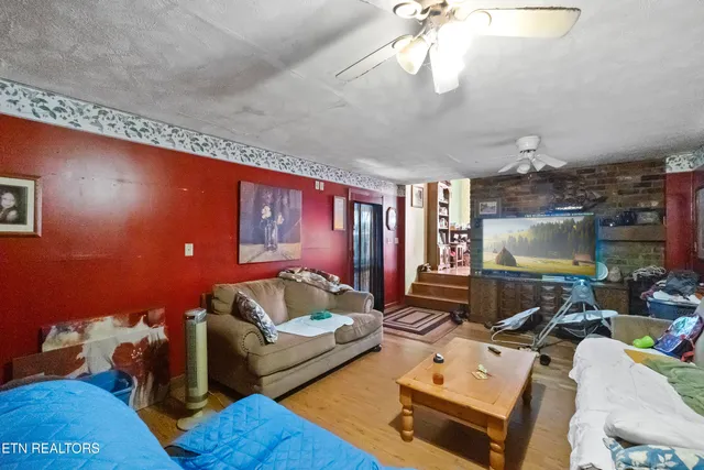 $469,900 | 2409 Valley Home Road, Talbott, TN 37877