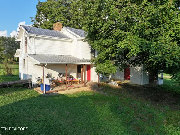 $449,900 | 2409 Valley Home Road, Talbott, TN 37877