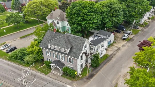 $999,990 | 100 Union Street, Rockland, ME 04841