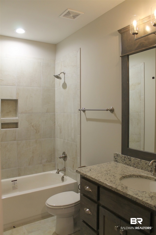 8745 Rosedown Lane Daphne, AL 36526 - Photo 21 of 42 Full Bath #3