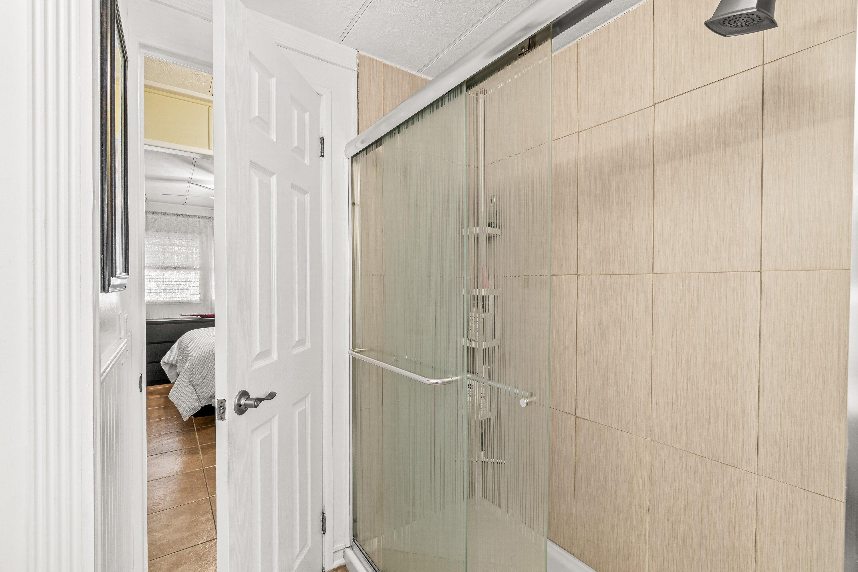 8350 East Club Road Boca Raton, FL 33433 - Photo 18 of 40 019-8350EastClubRoad-BocaRaton-FL-33433-