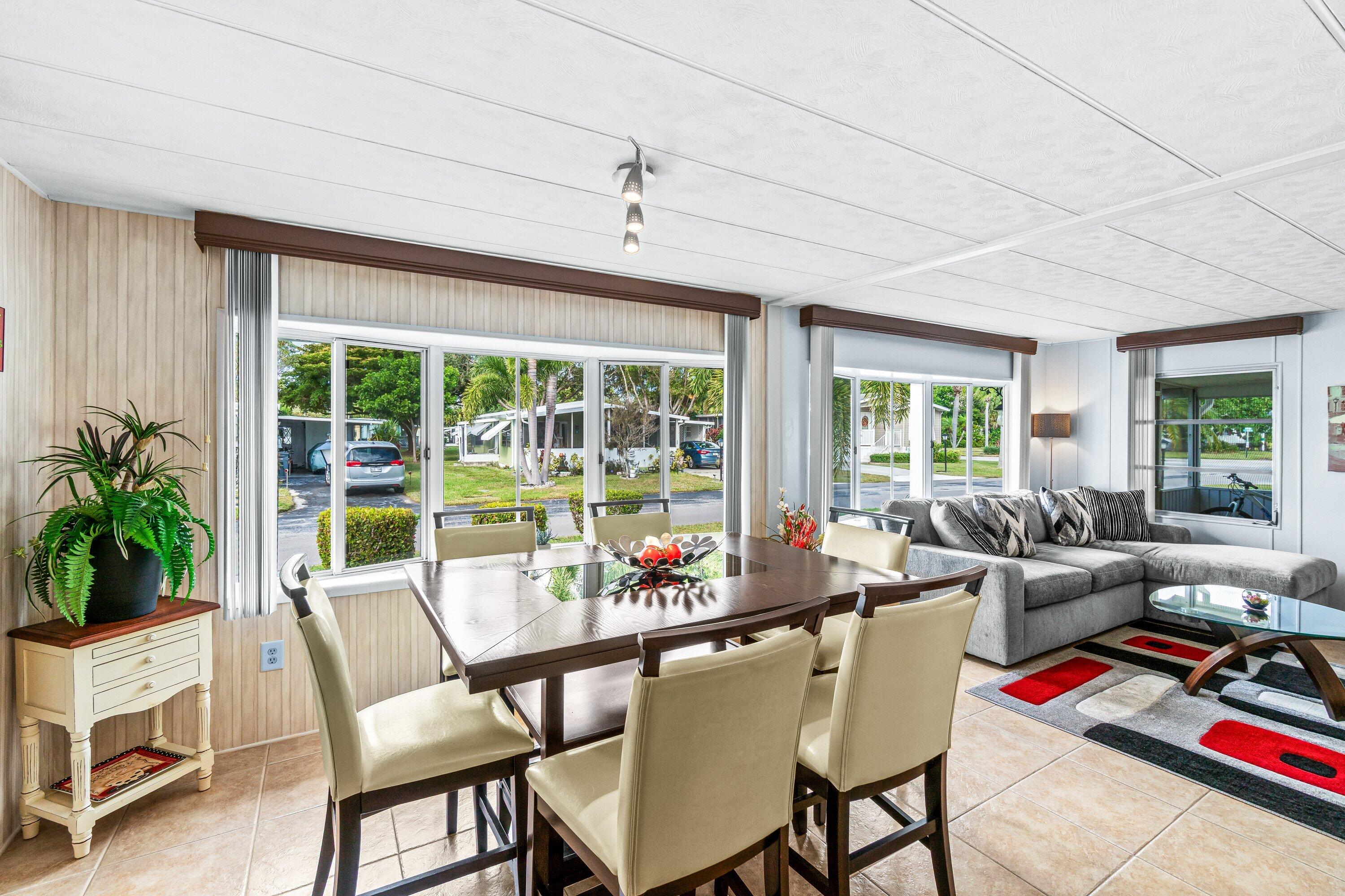 8350 East Club Road Boca Raton, FL 33433 - Photo 10 of 40 011-8350EastClubRoad-BocaRaton-FL-33433-