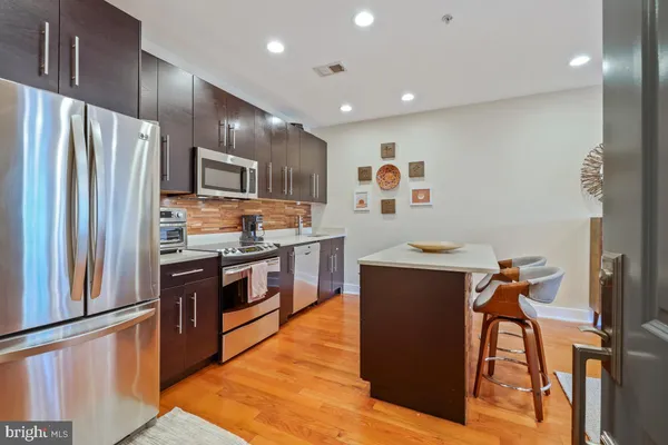 $3,200 | 440 Rhode Island Avenue Northwest, Unit 302, Washington, DC 20001