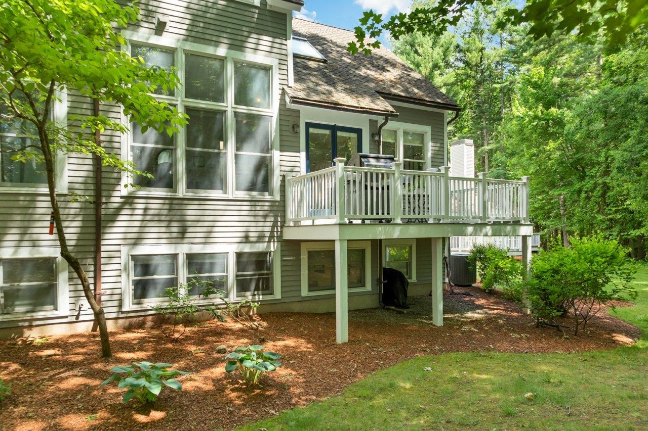 80 Cherry Hollow Road Nashua, NH 03062 - Photo 3 of 55