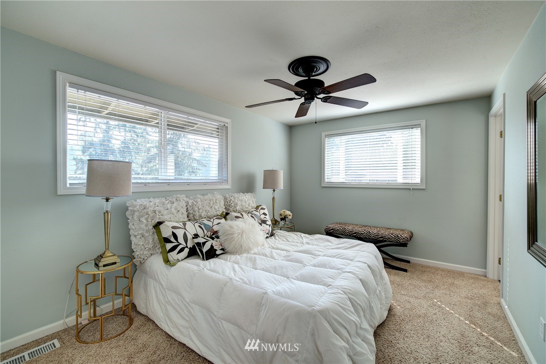 21903 Meridian Avenue South Bothell, WA 98021 - Photo 11 of 25