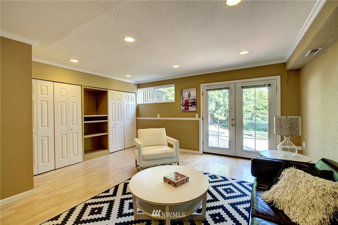 21903 Meridian Avenue South Bothell, WA 98021 - Photo 18 of 25