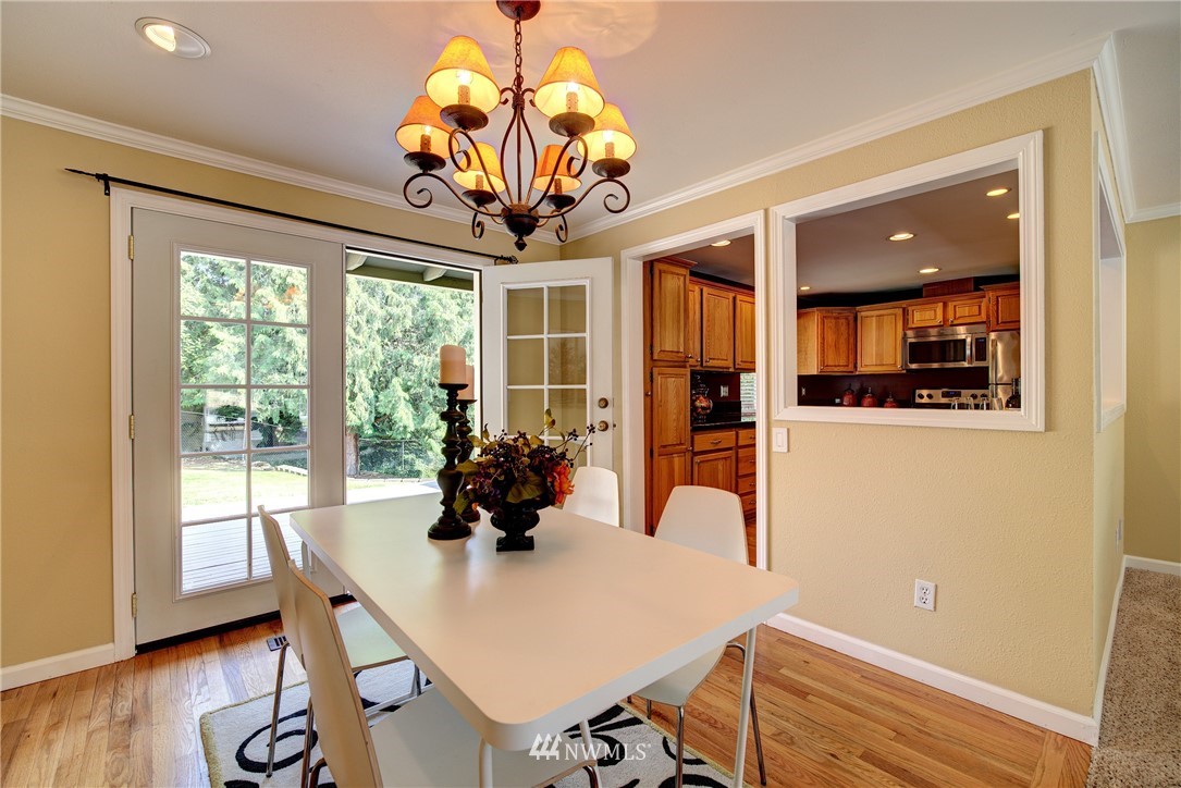 21903 Meridian Avenue South Bothell, WA 98021 - Photo 5 of 25