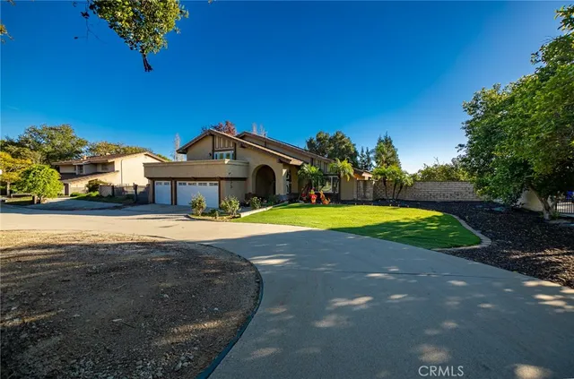 $1,229,999 | 252 West 19th Street, Upland, CA 91784