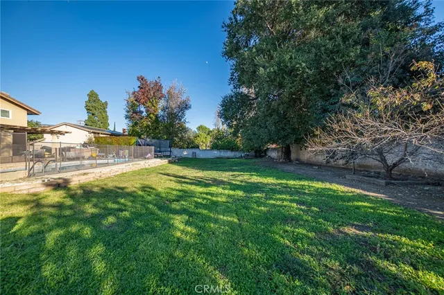 a view of a outdoor space