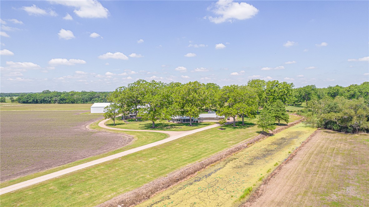 7654 County Road 121 Wharton, TX 77488 - Photo 3 of 47
