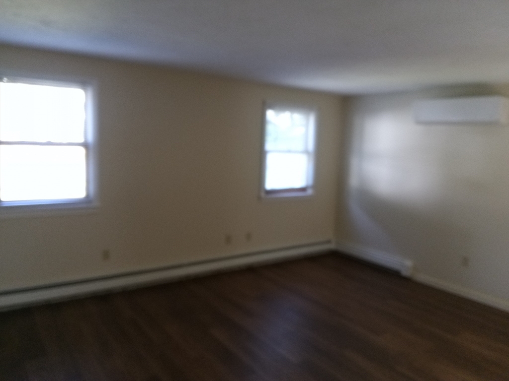 15 Catalpa Circle, Unit 1 Worcester, MA 01603 - Photo 4 of 13