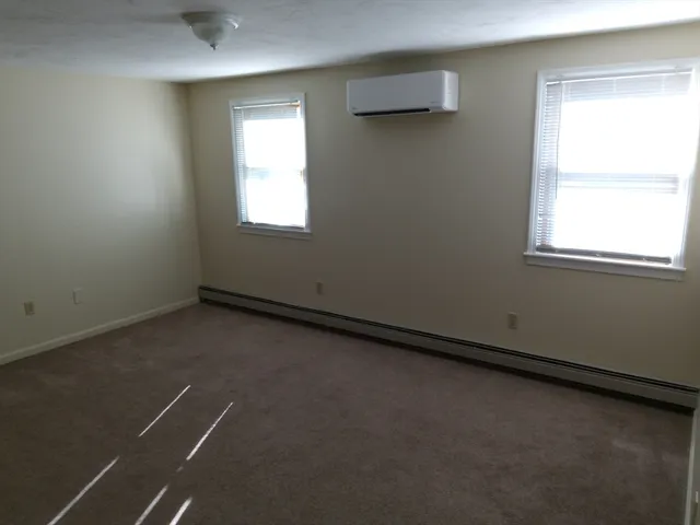 $2,050 | 15 Catalpa Circle, Unit 1, Worcester, MA 01603